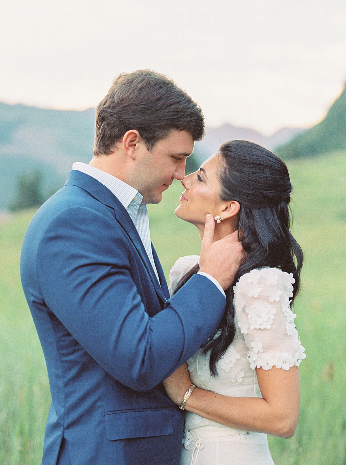 Vail engagement photographer takes engagement photos in Vail, Colorado.