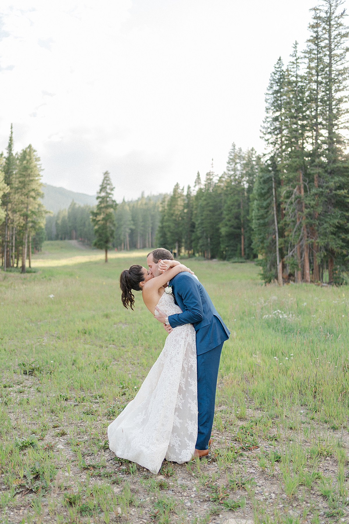 Breckenridge Wedding Photographer at Ten Mile Station